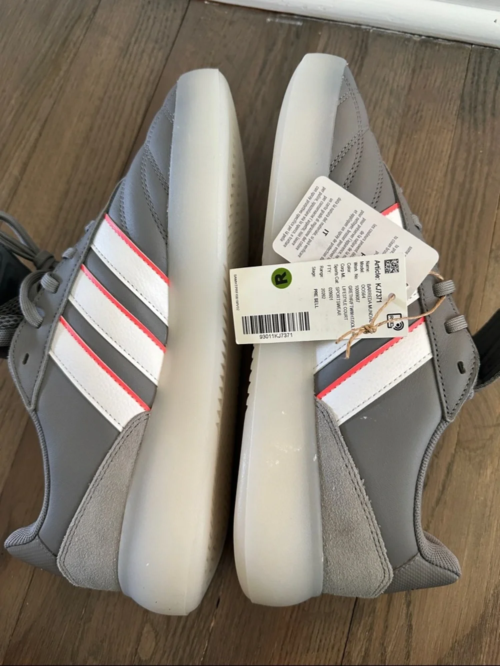 Adidas - Picture 5 of 6